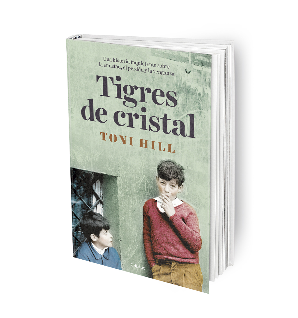 Toni Hill. Tigres de cristal.